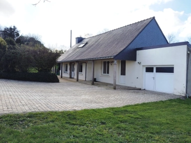 3 Bedroom(s) - 1 Bathroom(s) - 3,961m² land for sale in Finistère, Brittany, France - FrenchPropertyPortal.com Maison 5 Pièces 29540 Spézet for sale for 153,750€ in Finistère, Brittany