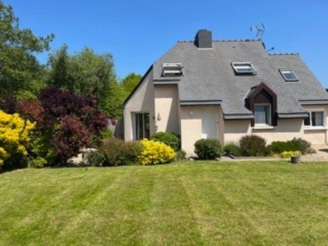 Maison de 4 chambres à vendre à Pludual for sale for 256,250&euro; in Côtes-d'Armor, Brittany