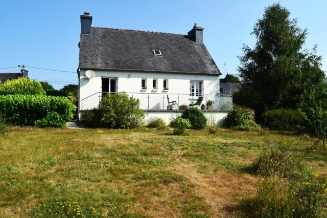 3 Bedroom(s) - 1 Bathroom(s) - 1,006m² land for sale in Côtes-d'Armor, Brittany, France - FrenchPropertyPortal.com Maison 5 Pièces 22570 Gouarec for sale for 138,375€ in Côtes-d'Armor, Brittany