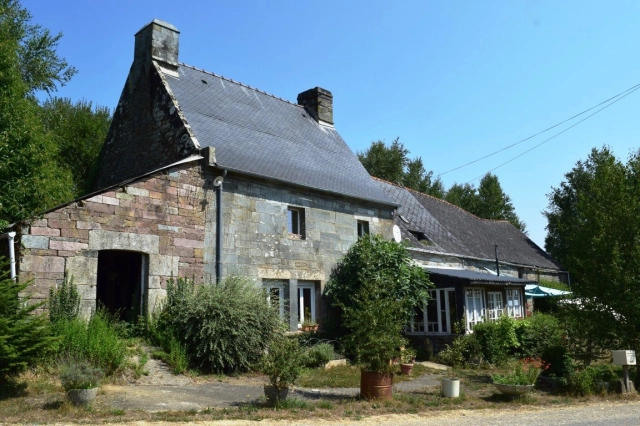 Maison 6 Pièces + Dépendances 56480 Cléguérec for sale for 153,750&euro; in Morbihan, Brittany