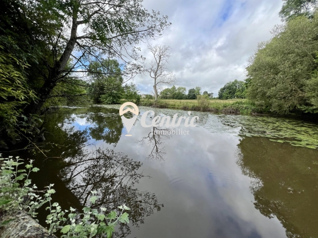 9 Bedroom(s) - 2 Bathroom(s) - 5,197m² land for sale in Deux-Sèvres, Poitou-Charentes, France - FrenchPropertyPortal.com Moulin et gîte for sale for 333,000€ in Deux-Sèvres, Poitou-Charentes