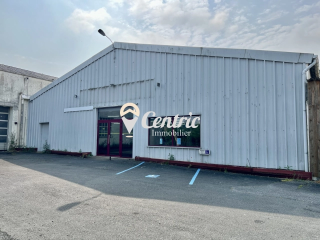 Local commercial sur axe principal for sale for 142,350&euro; in Deux-Sèvres, Poitou-Charentes