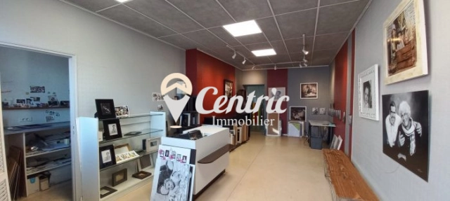 Local commercial for sale for 91,100&euro; in Deux-Sèvres, Poitou-Charentes