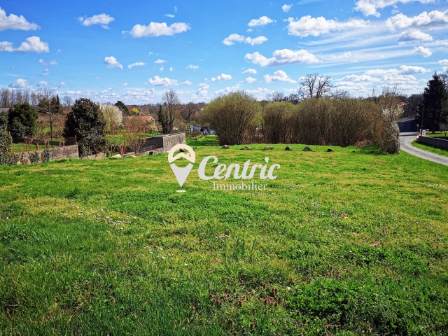834m² land for sale in Deux-Sèvres, Poitou-Charentes, France - FrenchPropertyPortal.com Terrain constructible proche des commodités; for sale for 18,346€ in Deux-Sèvres, Poitou-Charentes