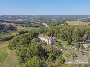 Spacious property with Gîte, swimming pool on 10 hectares in a magnificent location. for sale for 689,000&euro; in Tarn, Midi-Pyrénées
