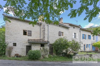 Beautiful house with terrace in a small hamlet. for sale for 110,000&euro; in Tarn, Midi-Pyrénées