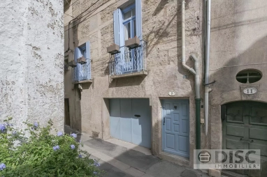 Beautifull townhouse with large terrace for sale for 229,000&euro; in Hérault, Languedoc-Roussillon