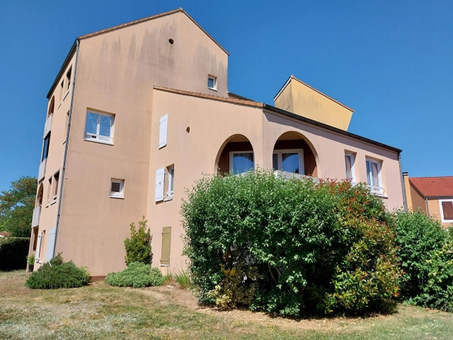 1 Bedroom(s) - 1 Bathroom(s) - 0 m² land for sale in Vienne, Poitou-Charentes, France - FrenchPropertyPortal.com
BEAULIEU - Proximité des facultés Type 2 de 52 m²
for sale for 107,000€ in Vienne, Poitou-Charentes