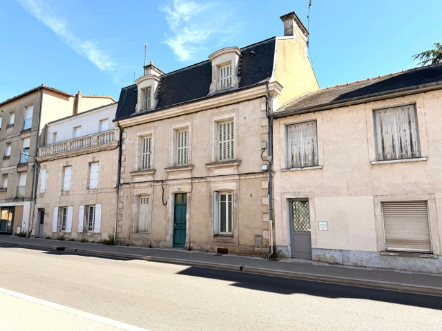 
Studio Poitiers Pont Neuf
 for sale for 74,900&euro; in Vienne, Poitou-Charentes