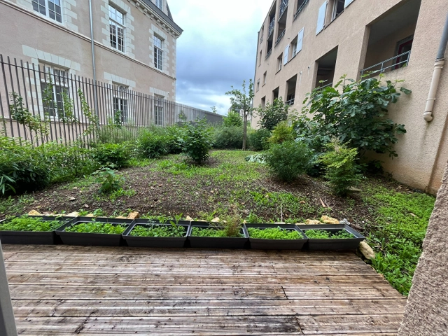 1 Bedroom(s) - 0 m² land for sale in Vienne, Poitou-Charentes, France - FrenchPropertyPortal.com
TRES BEL APPARTEMENT DE TYPE 2 CENTRE VILLE
for sale for 128,400€ in Vienne, Poitou-Charentes