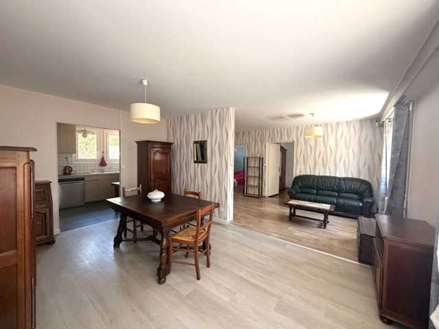 
Maison Poitiers 3 pièce(s)
 for sale for 165,000&euro; in Vienne, Poitou-Charentes
