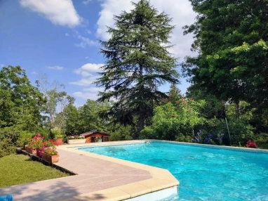 Architect-designed house on the heights of Orthez for sale for 399,000&euro; in Pyrénées-Atlantiques, Aquitaine