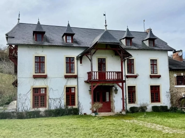 Equestrian property close to Pau with 15 hectares of land for sale for 682,500&euro; in Pyrénées-Atlantiques, Aquitaine