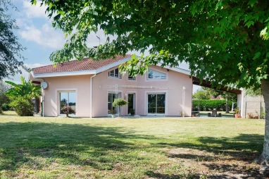 4 Bedroom(s) - 2,219m² land for sale in Landes, Aquitaine, France - FrenchPropertyPortal.com Spacious Modern House with Garden in Hagetmau for sale for 358,700€ in Landes, Aquitaine