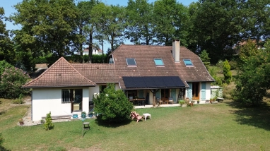 Spacious 4-Bedroom Home in L'Hôpital-d'Orion for sale for 349,000&euro; in Pyrénées-Atlantiques, Aquitaine