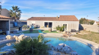 Single-Storey Villa With About 140 M2 Of Living Space On 1000 M2 Of Land With Swimming Pool. for sale for 499,000&euro; in Hérault, Languedoc-Roussillon