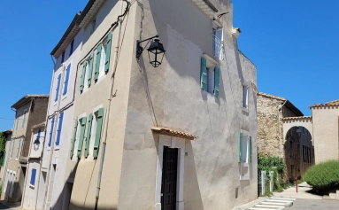 Cosy Village House With 92 M2 Living Space And Roof Terrace In A Charming Village. for sale for 135,000&euro; in Hérault, Languedoc-Roussillon