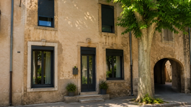 Spacious Character House Offering 210 M2 Of Living Space With 5 Bedrooms And A Pleasant Sunny Terrace. Full Of Charm for sale for 154,400&euro; in Hérault, Languedoc-Roussillon