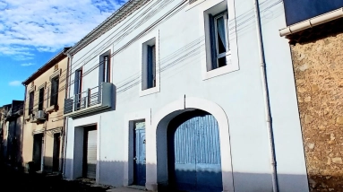Charming Winegrowers House With 4 Bedrooms Plus Studio, Large Garage And Spacious Terrace With Views for sale for 253,000&euro; in Hérault, Languedoc-Roussillon
