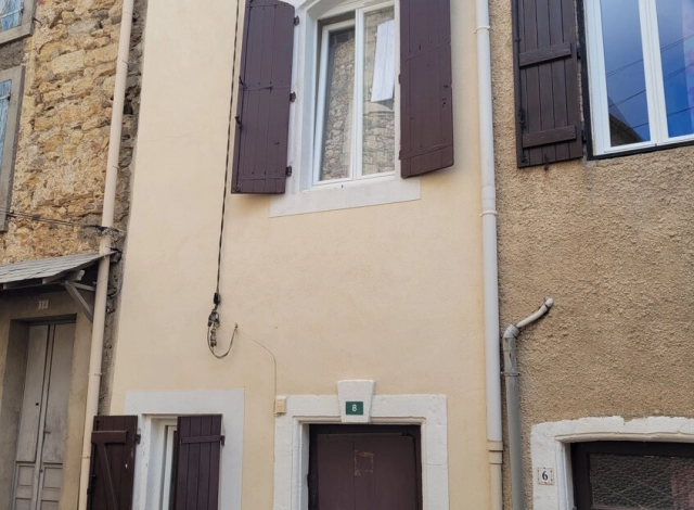 3 Bedroom(s) - 1 Bathroom(s) - 0 m² land for sale in Hérault, Languedoc-Roussillon, France - FrenchPropertyPortal.com A Lovely Village House With 80 M2 Of Living Space, Including 3 Bedrooms And A Roof Terrace. for sale for 97,200€ in Hérault, Languedoc-Roussillon