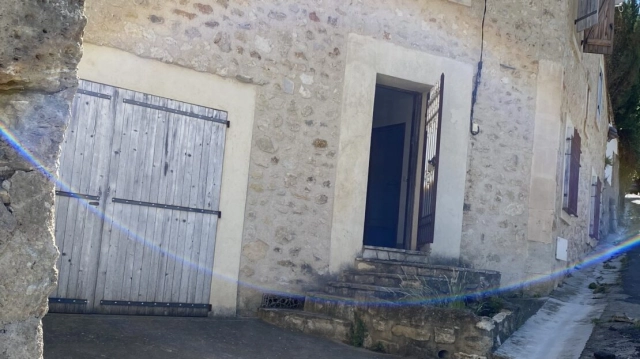 Little Gem Of A Stone House With Garage And Private Courtyard. Lock Up And Leave for sale for 195,400&euro; in Hérault, Languedoc-Roussillon