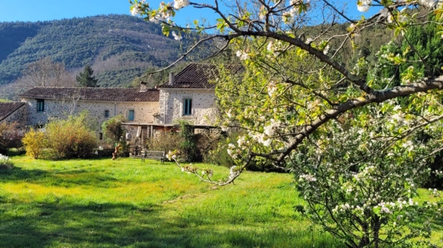 Former 17th Century Stone Watermill Set In 5429m2 Of Greenery, With 200 M2 Of Living Space Plus 3 Independent Guest Rooms. for sale for 599,000&euro; in Hérault, Languedoc-Roussillon