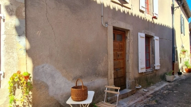 Beautiful Character House With 4 Bedrooms, 2 Bathrooms And Full Of Charm for sale for 139,500&euro; in Aude, Languedoc-Roussillon