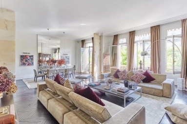 Golden Triangle - Trocadéro (8th - 16th) for sale for 3,950,000&euro; in Paris, Ile-de-France