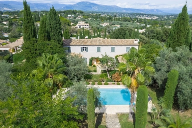 4 Bedroom(s) - 3 Bathroom(s) - 3,556m² land for sale in Alpes-Maritimes, Provence-Alpes-Côte-d'Azur, France - FrenchPropertyPortal.com Mougins, Valbonne, Grasse Area for sale for 2,850,000€ in Alpes-Maritimes, Provence-Alpes-Côte-d'Azur