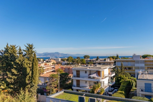2 Bedroom(s) - 2 Bathroom(s) - 0 m² land for sale in Alpes-Maritimes, Provence-Alpes-Côte-d'Azur, France - FrenchPropertyPortal.com Antibes Area for sale for 1,595,000€ in Alpes-Maritimes, Provence-Alpes-Côte-d'Azur