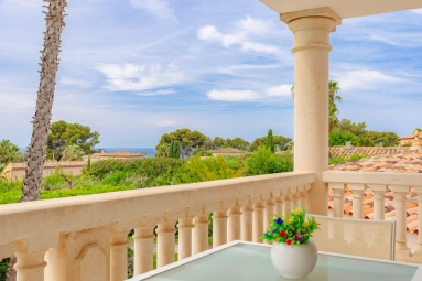 Provence Coast (Cassis to Cavalaire) for sale for 1,590,000&euro; in Var, Provence-Alpes-Côte-d\'Azur