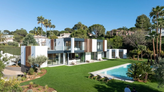 Antibes Area for sale for 12,500,000&euro; in Alpes-Maritimes, Provence-Alpes-Côte-d'Azur