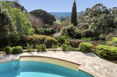 7 Bedroom(s) - 3 Bathroom(s) - 1,255m² land for sale in Var, Provence-Alpes-Côte-d\'Azur, France - FrenchPropertyPortal.com St. Tropez, Grimaud Area for sale for 3,395,000€ in Var, Provence-Alpes-Côte-d\'Azur