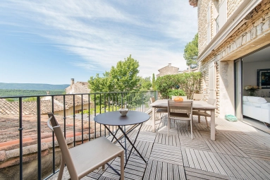 3 Bedroom(s) - 2 Bathroom(s) - 0 m² land for sale in Vaucluse, Provence-Alpes-Côte-d\'Azur, France - FrenchPropertyPortal.com The Luberon / Vaucluse for sale for 1,450,000€ in Vaucluse, Provence-Alpes-Côte-d\'Azur