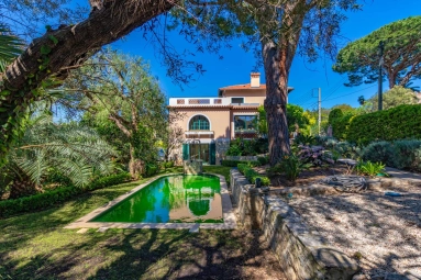 6 Bedroom(s) - 5 Bathroom(s) - 1,163m² land for sale in Alpes-Maritimes, Provence-Alpes-Côte-d'Azur, France - FrenchPropertyPortal.com Antibes Area for sale for 2,850,000€ in Alpes-Maritimes, Provence-Alpes-Côte-d'Azur
