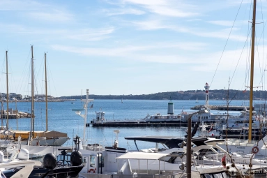 2 Bedroom(s) - 2 Bathroom(s) - 0 m² land for sale in Alpes-Maritimes, Provence-Alpes-Côte-d'Azur, France - FrenchPropertyPortal.com Cannes Area for sale for 899,000€ in Alpes-Maritimes, Provence-Alpes-Côte-d'Azur
