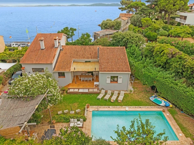 Provence Coast (Cassis to Cavalaire) for sale for 2,500,000&euro; in Var, Provence-Alpes-Côte-d\'Azur