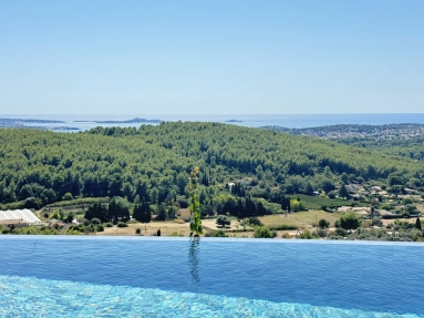 6 Bedroom(s) - 6 Bathroom(s) - 6,227m² land for sale in Var, Provence-Alpes-Côte-d\'Azur, France - FrenchPropertyPortal.com Provence Coast (Cassis to Cavalaire) for sale for 2,650,000€ in Var, Provence-Alpes-Côte-d\'Azur