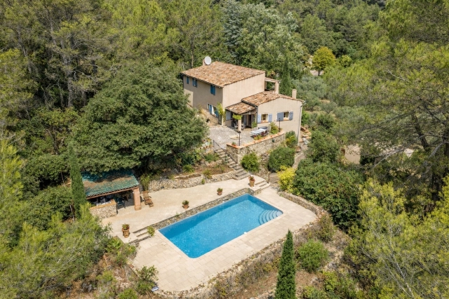6 Bedroom(s) - 6 Bathroom(s) - 260,000m² land for sale in Var, Provence-Alpes-Côte-d\'Azur, France - FrenchPropertyPortal.com Var Countryside (Fayence, Lorgues, Cotignac) for sale for 3,000,000€ in Var, Provence-Alpes-Côte-d\'Azur