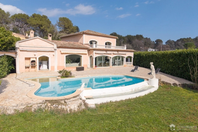 5 Bedroom(s) - 2 Bathroom(s) - 2,896m² land for sale in Alpes-Maritimes, Provence-Alpes-Côte-d'Azur, France - FrenchPropertyPortal.com Mougins, Valbonne, Grasse Area for sale for 1,695,000€ in Alpes-Maritimes, Provence-Alpes-Côte-d'Azur