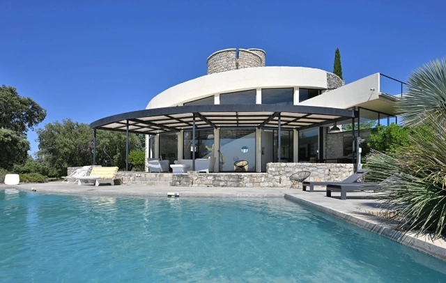 Uzes Area for sale for 2,250,000&euro; in Gard, Languedoc-Roussillon