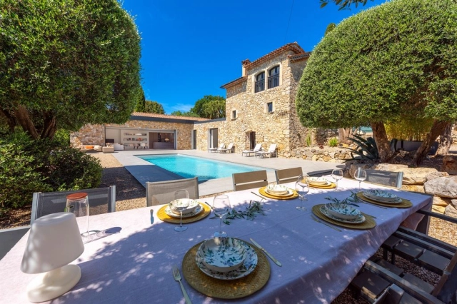 Mougins, Valbonne, Grasse Area for sale for 1,390,000&euro; in Alpes-Maritimes, Provence-Alpes-Côte-d'Azur