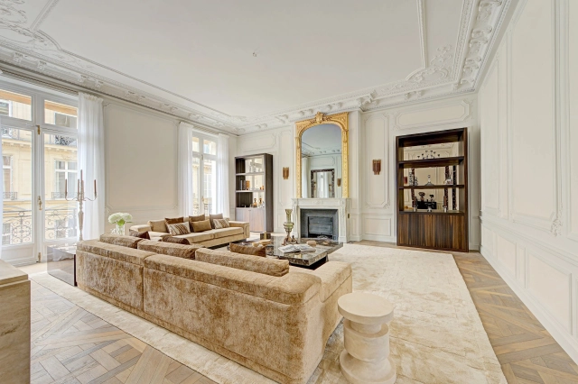 5 Bedroom(s) - 4 Bathroom(s) - 0 m² land for sale in Paris, Ile-de-France, France - FrenchPropertyPortal.com Golden Triangle - Trocadéro (8th - 16th) for sale for 13,550,000€ in Paris, Ile-de-France