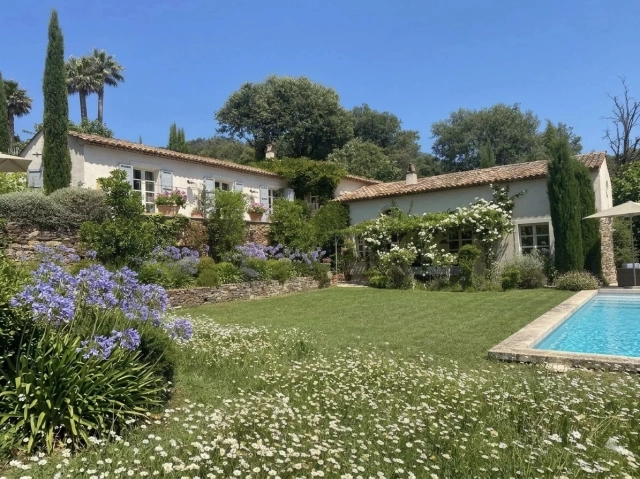 St. Tropez, Grimaud Area for sale for 1,870,000&euro; in Var, Provence-Alpes-Côte-d\'Azur