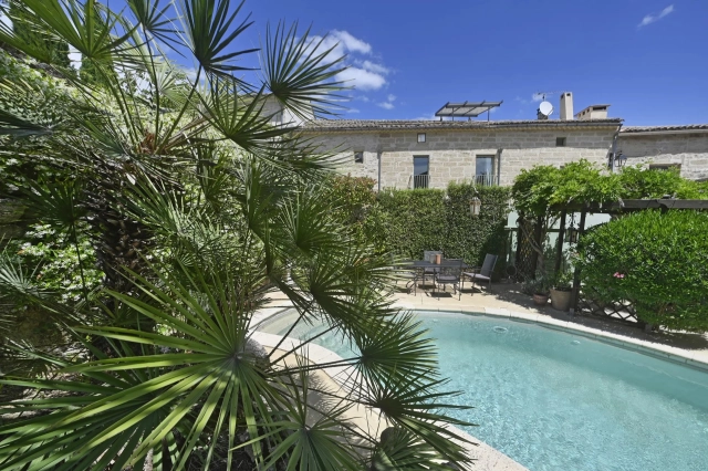 Uzes Area for sale for 895,000&euro; in Gard, Languedoc-Roussillon