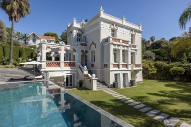 Antibes Area for sale for 11,900,000&euro; in Alpes-Maritimes, Provence-Alpes-Côte-d'Azur