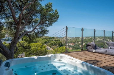 4 Bedroom(s) - 2 Bathroom(s) - 1,651m² land for sale in Bouches-du-Rhône, Provence-Alpes-Côte-d'Azur, France - FrenchPropertyPortal.com Marseille & Cote Bleu for sale for 1,250,000€ in Bouches-du-Rhône, Provence-Alpes-Côte-d'Azur