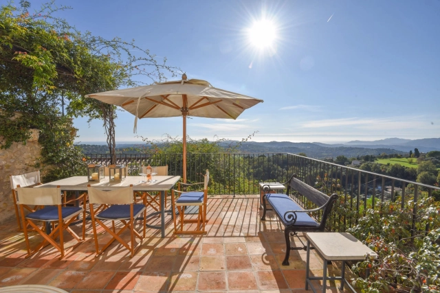 Mougins, Valbonne, Grasse Area for sale for 2,500,000&euro; in Alpes-Maritimes, Provence-Alpes-Côte-d'Azur