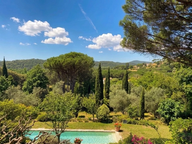 St. Tropez, Grimaud Area for sale for 4,500,000&euro; in Var, Provence-Alpes-Côte-d\'Azur
