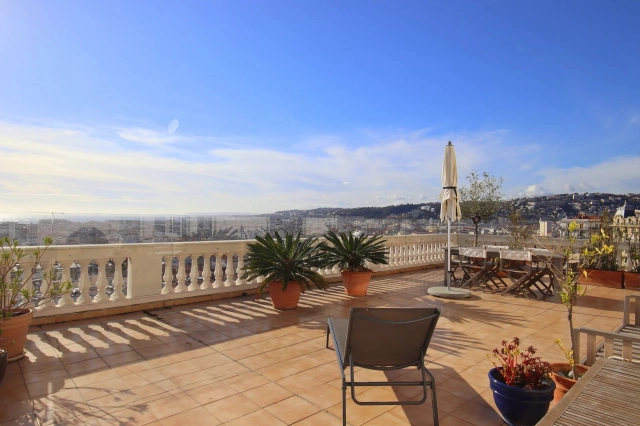 Nice Area for sale for 1,490,000&euro; in Alpes-Maritimes, Provence-Alpes-Côte-d'Azur